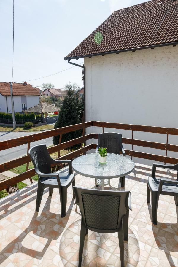 Apartmani Maraton Vukovar Εξωτερικό φωτογραφία