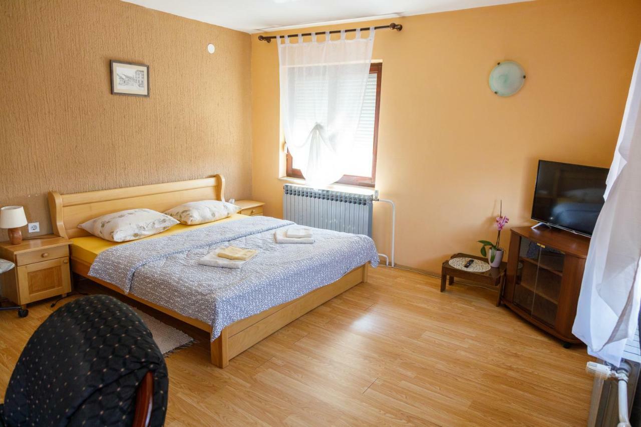 Apartmani Maraton Vukovar Εξωτερικό φωτογραφία